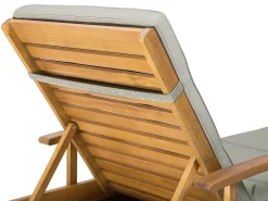 Ulkokalusteet<Beliani Aurinkotuoli Akasiapuu Vaalea Puu/Ruskeanharmaa Java