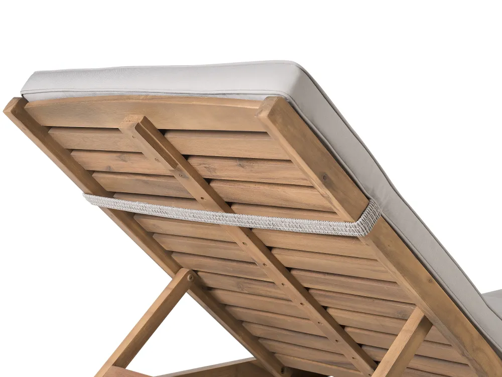 Store Beliani Aurinkotuoli Ruskeanharmaalla Pehmusteella Cesana