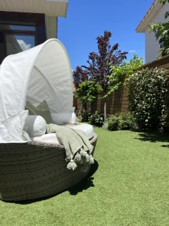 Ulkokalusteet<Beliani Aurinkovuode Polyrottinki Vaaleanruskea Sylt