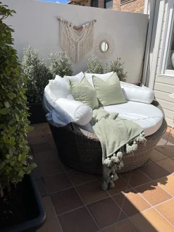 Ulkokalusteet<Beliani Aurinkovuode Polyrottinki Vaaleanruskea Sylt