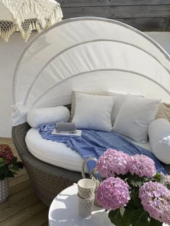 Ulkokalusteet<Beliani Aurinkovuode Polyrottinki Vaaleanruskea Sylt