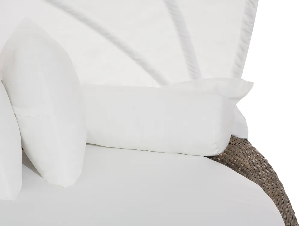 Ulkokalusteet<Beliani Aurinkovuode Polyrottinki Vaaleanruskea Sylt