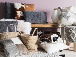 Shop Beliani Harmaa Nahkainen Tilkkukoristetyynysetti 45 X 45 Cm 2 Kpl Neeloor