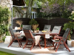 Shop Beliani 6-Istuttava Akaasiapuinen Ulkoruokailuryhma Harmailla Pehmusteilla Toscana