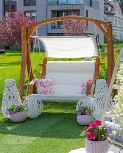 Sale Beliani 2-Istuttava Puutarhakeinu Lehtikuusi Vaalea Puu/Valkoinen Aprilia