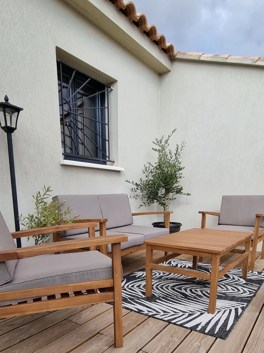 Clearance Beliani 4-Istuttava Ulkosohvaryhma Akaasia Vaalea Puu Manila