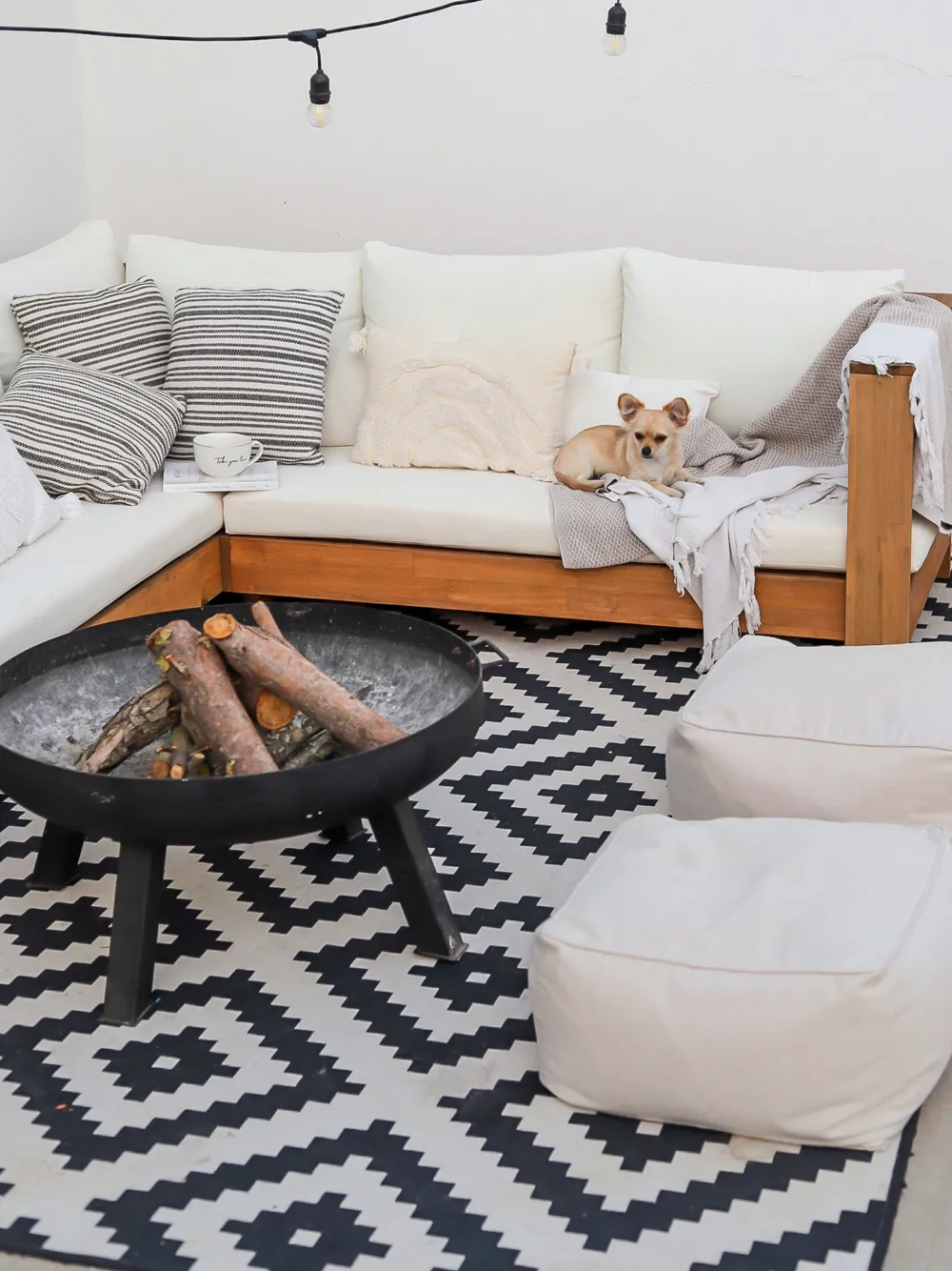 Ulkokalusteet<Beliani 5-Istuttava Ulkosohvaryhma Akasiapuu Vasenk. Valkoinen Marettimo