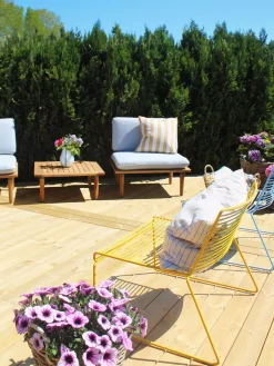 Shop Beliani 2-Istuttava Ulkosohvaryhma Akaasia Vaalea Puu/Harmaa Frascati