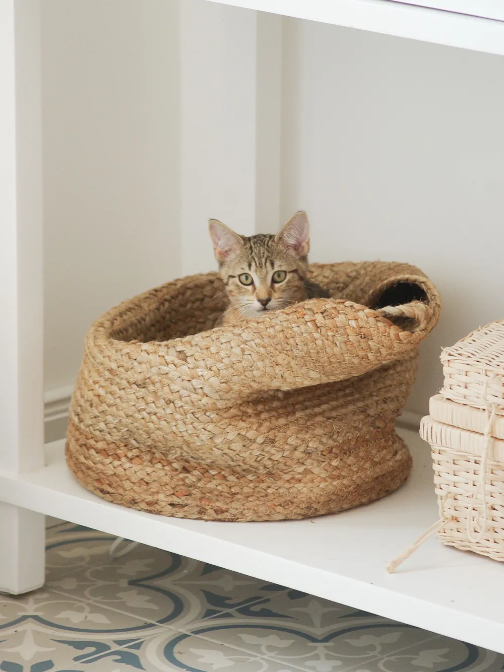 Lastenhuone<Beliani Juuttikori Hiekanruskea 2 Kpl Kaella