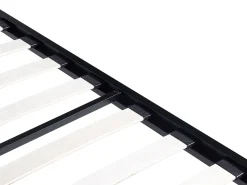 Sängyt<Beliani Katossanky Metalli Musta 180 X 200 Cm Lestards