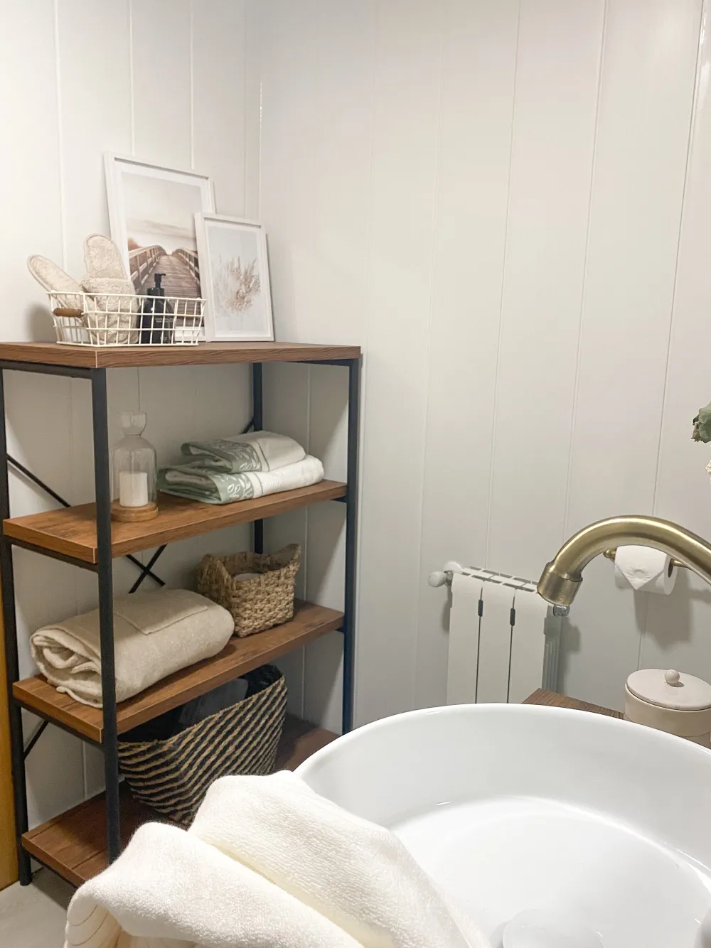 Säilytys<Beliani Kirjahylly 3 Hyllya Tumma Puu Brisbane