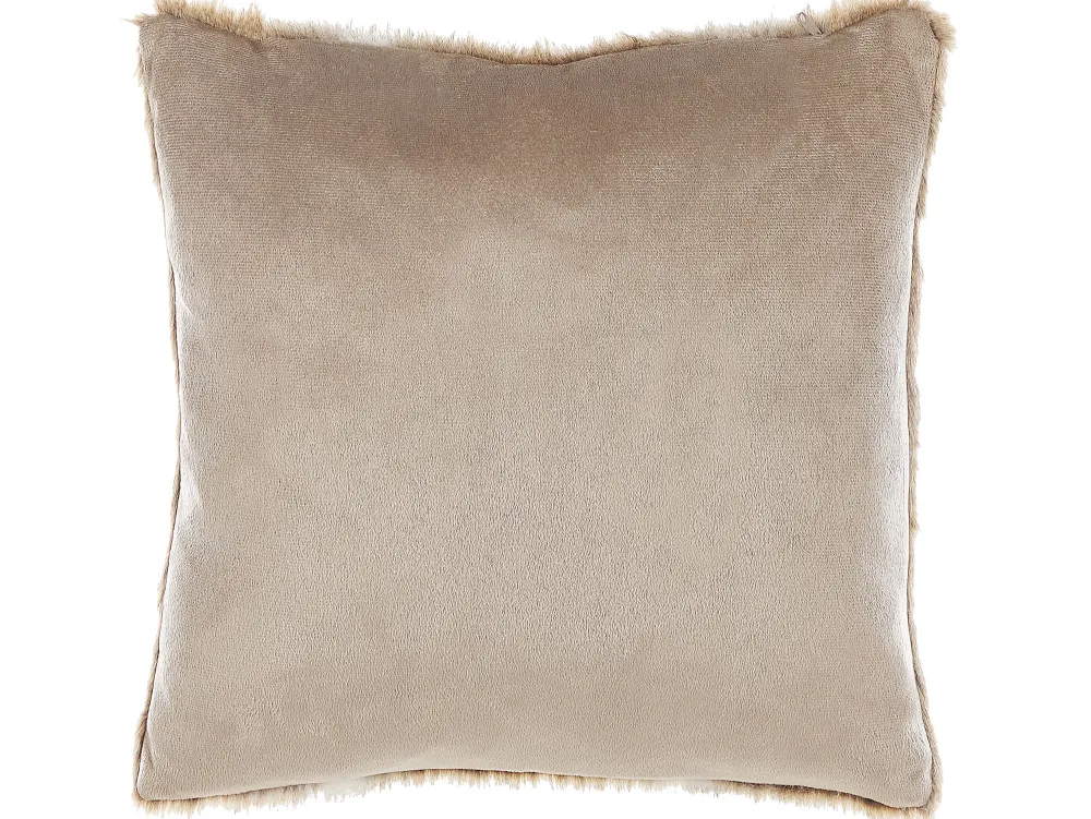 Sale Beliani Koristetyyny Keinoturkis Vaaleanruskea 45 X 45 Cm 2 Kpl Hordeum