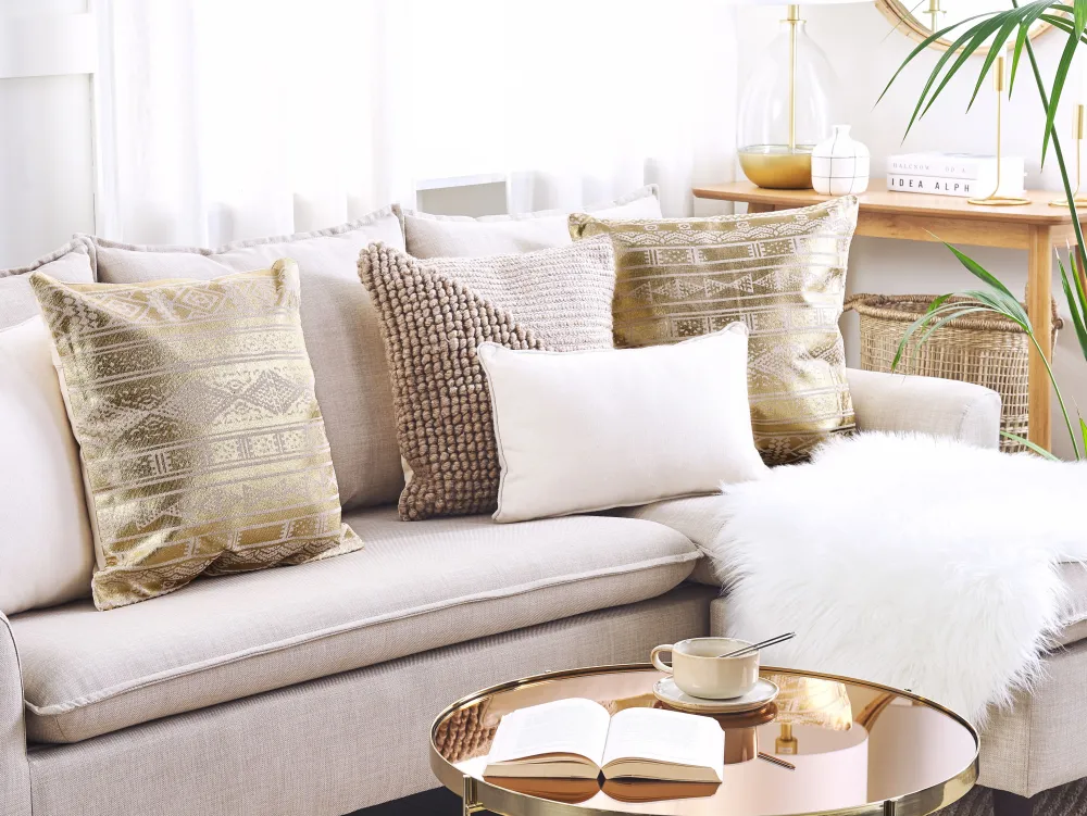 Tekstiilit<Beliani Koristetyyny Puuvilla Kulta Geometrinen Kuvio 50 X 50 Cm 2 Kpl Oujda