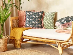 New Beliani Koristetyyny Sametti Monivarinen 45 X 45 Cm Parrotia