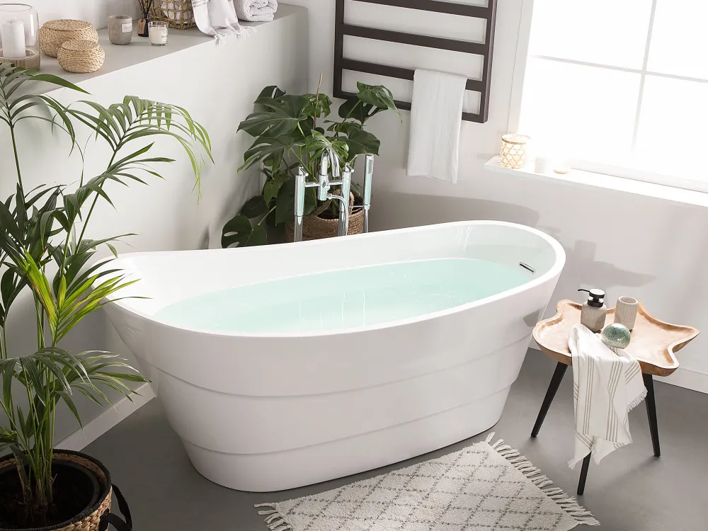 Shop Beliani Kylpyamme Vapaasti Seisova Valkoinen 170 X 73 Cm Buenavista