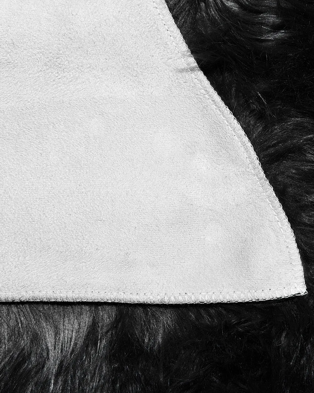 Cheap Beliani Lampaan Tekotalja Musta Mungo