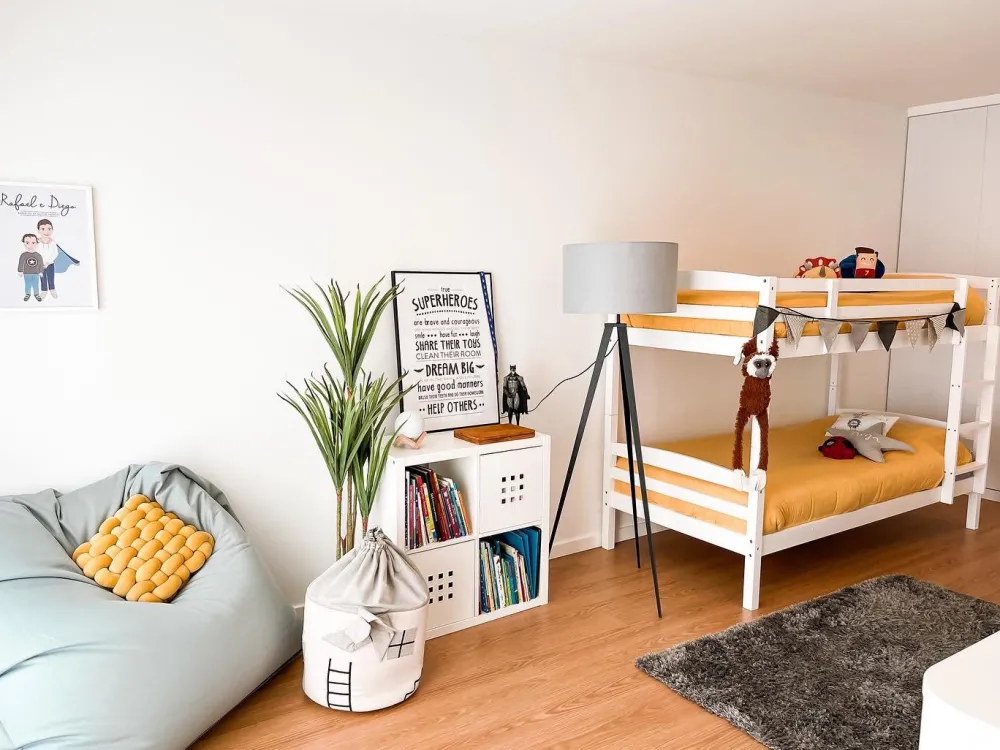 Valaisimet<Beliani Lattiavalaisin Metalli Harmaa Stiletto