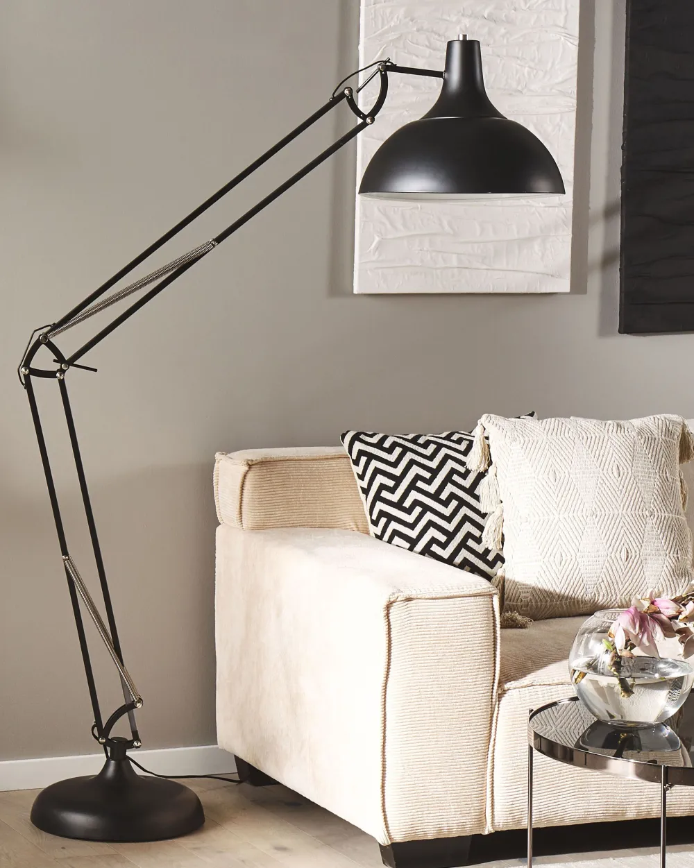 Valaisimet<Beliani Lattiavalaisin Metalli Musta Parana