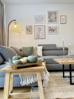 Fashion Beliani Lattiavalaisin Rottinki Luonnonvari/Musta Bernica