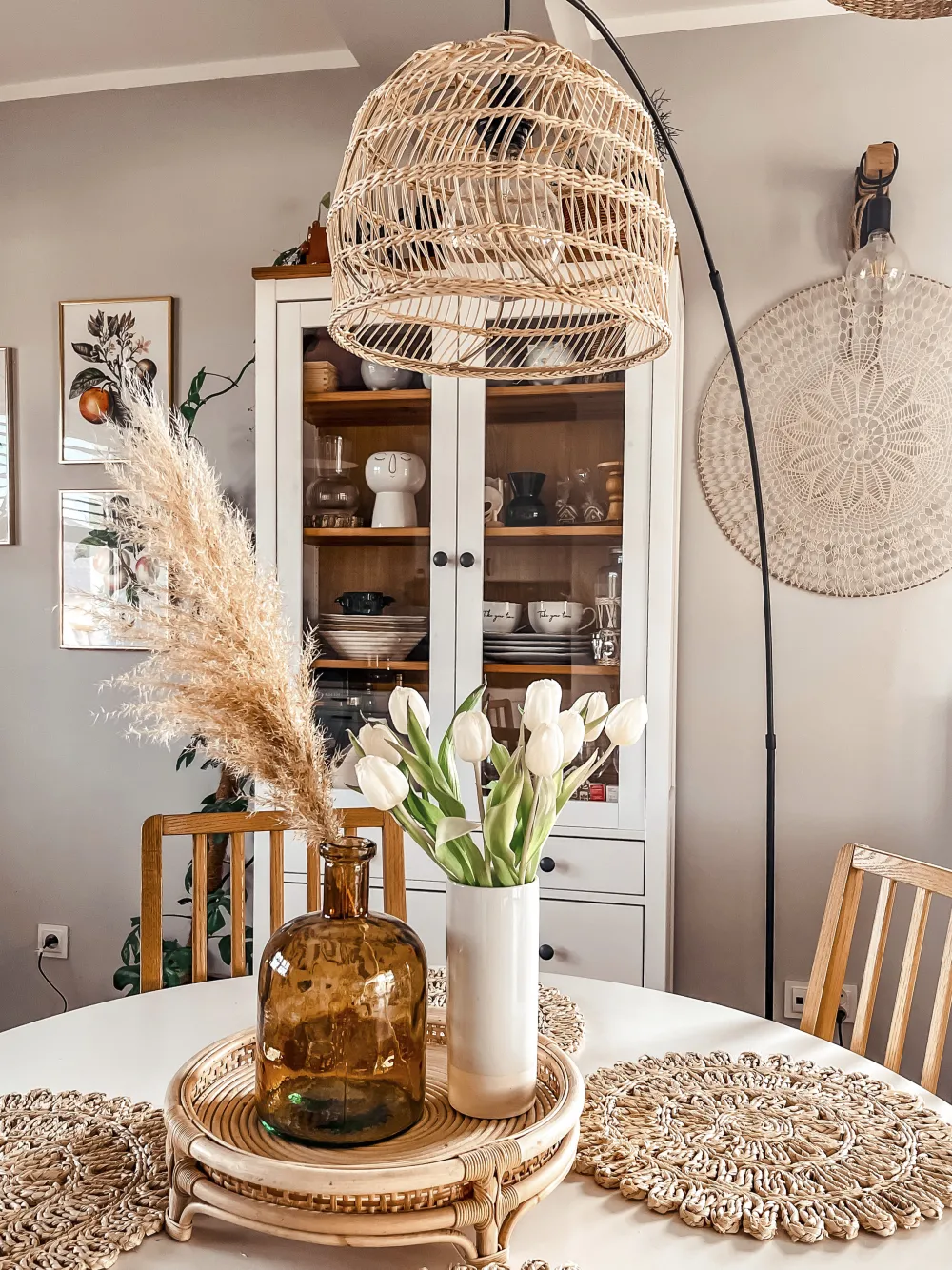 Valaisimet<Beliani Lattiavalaisin Rottinki Luonnonvari/Musta Guaviare