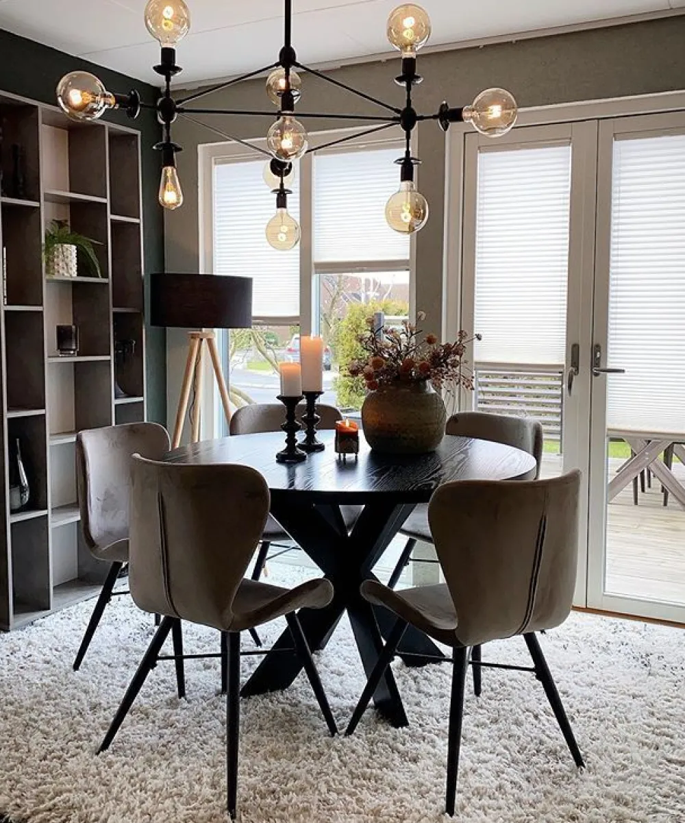 Valaisimet<Beliani Lattiavalaisin Tammi Musta Nitra