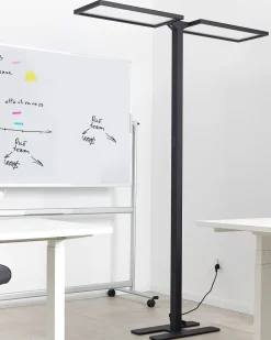 Valaisimet<Beliani Led-Lattiavalaisin Alumiini Musta Sculptor