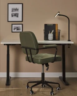 New Beliani Led-Poytavalaisin Musta Auriga