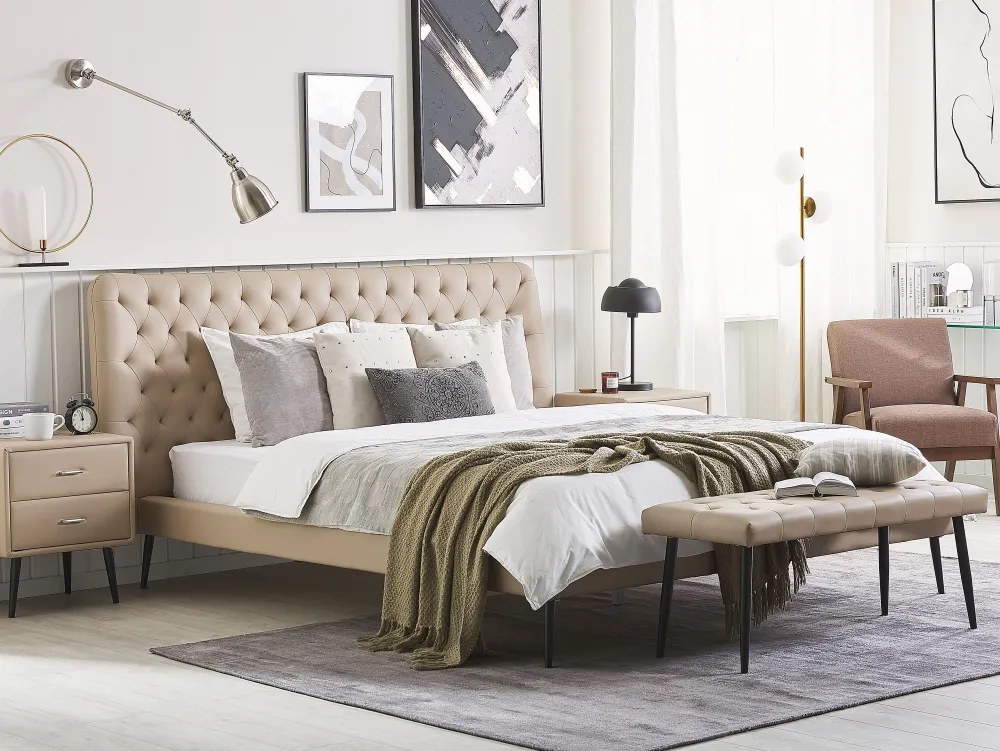 Sängyt<Beliani Makuuhuonesetti Keinonahka 4 Osaa Beige 180 X 200 Cm Essonne