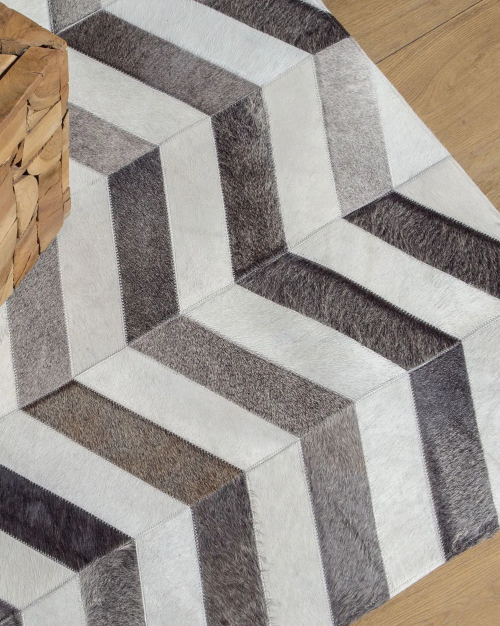 Clearance Beliani Matto Lehmannahka Harmaa 140 X 200 Cm Aksaz