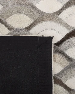 Matot<Beliani Matto Lehmannahka Ruskea/Beige 160 X 230 Cm Kirca