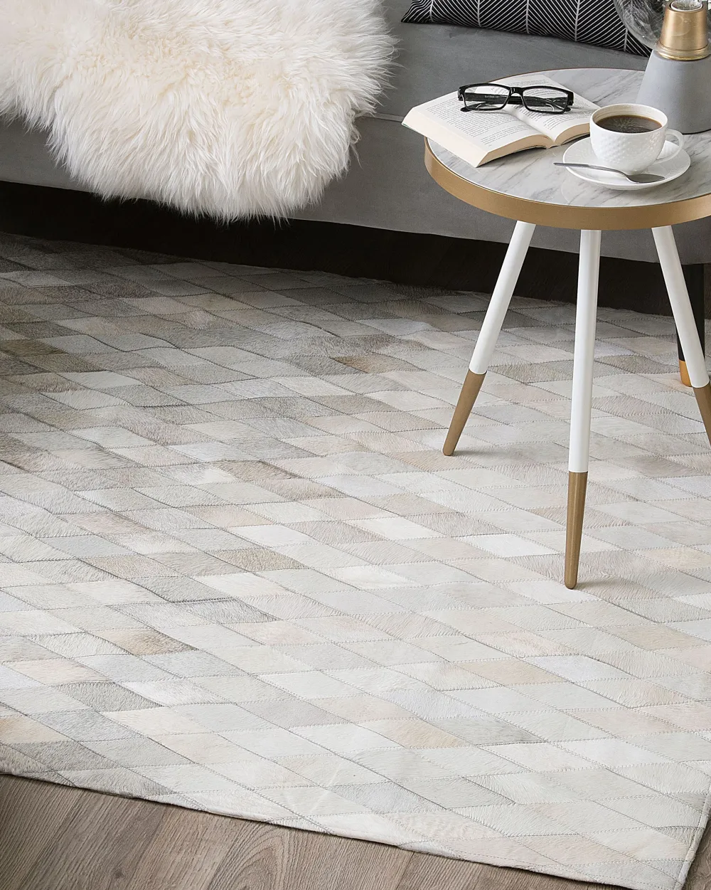 Matot<Beliani Matto Lehmannahka Valkoinen/Harmaa 160 X 230 Cm Maldan