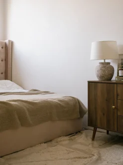 Outlet Beliani Parisanky Sametti Beige 180 X 200 Cm Lubbon