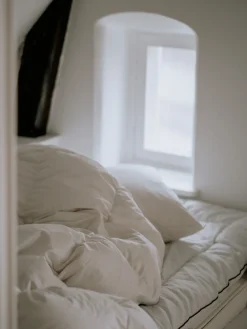 Cheap Beliani Peitto Ankan Untuvatayte Lammin 220 X 240 Cm Haramosh