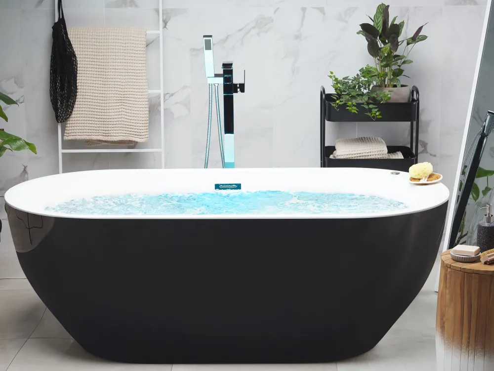 Kylpy- & Poreammeet<Beliani Poreamme Vapaasti Seisova Led-Valot Musta 170 X 80 Cm Nevis