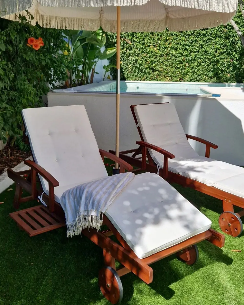 Ulkokalusteet<Beliani Puinen Aurinkotuoli Luonnonvalkoisella Pehmusteella Toscana