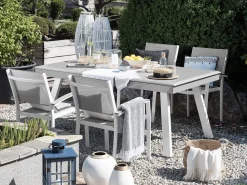 Pöydät<Beliani Puutarhapoyta Jatkettava Alumiini Harmaa 175/255 X 100 Cm Pereta