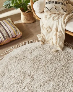 Matot<Beliani Pyorea Matto Puuvilla Vaalea Beige 140 Cm Bitlis