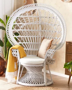 Tuolit<Beliani Riikinkukkotuoli Rottinki Valkoinen Emmanuelle