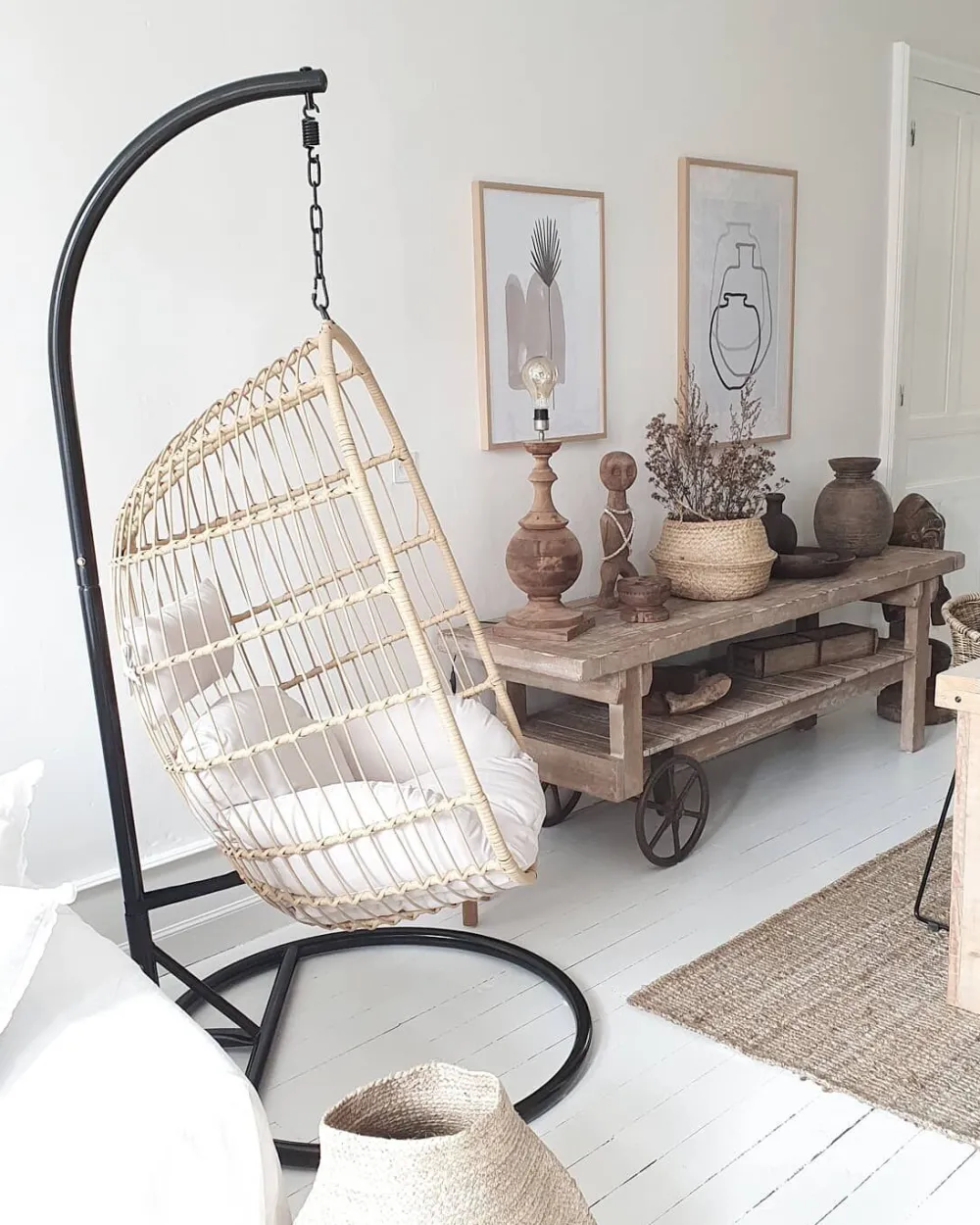 Flash Sale Beliani Riipputuoli Jalustalla Polyrottinki Luonnonvari Casoli