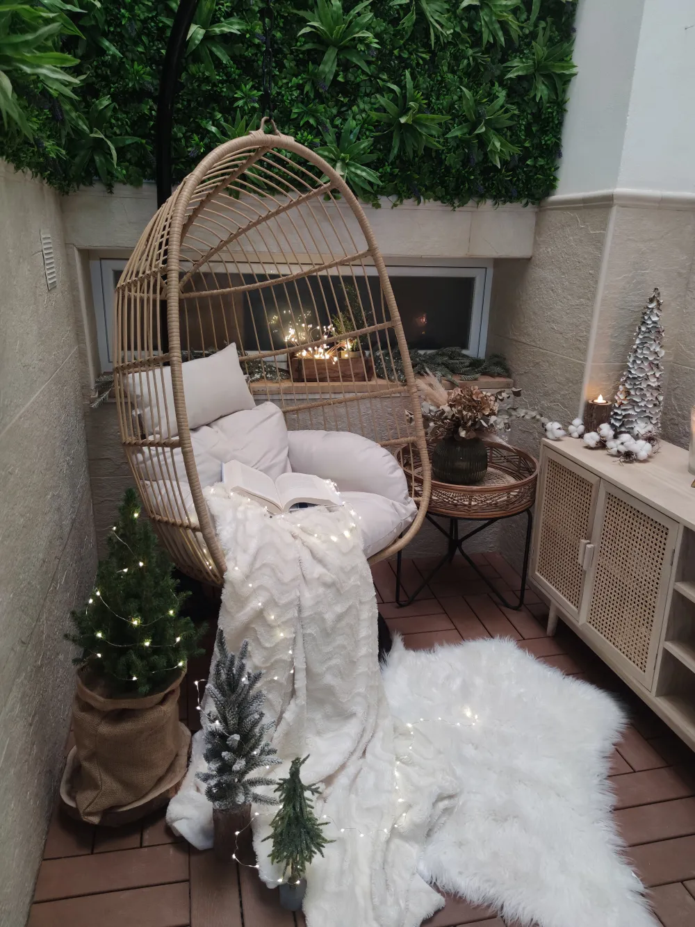 Flash Sale Beliani Riipputuoli Jalustalla Polyrottinki Luonnonvari Casoli