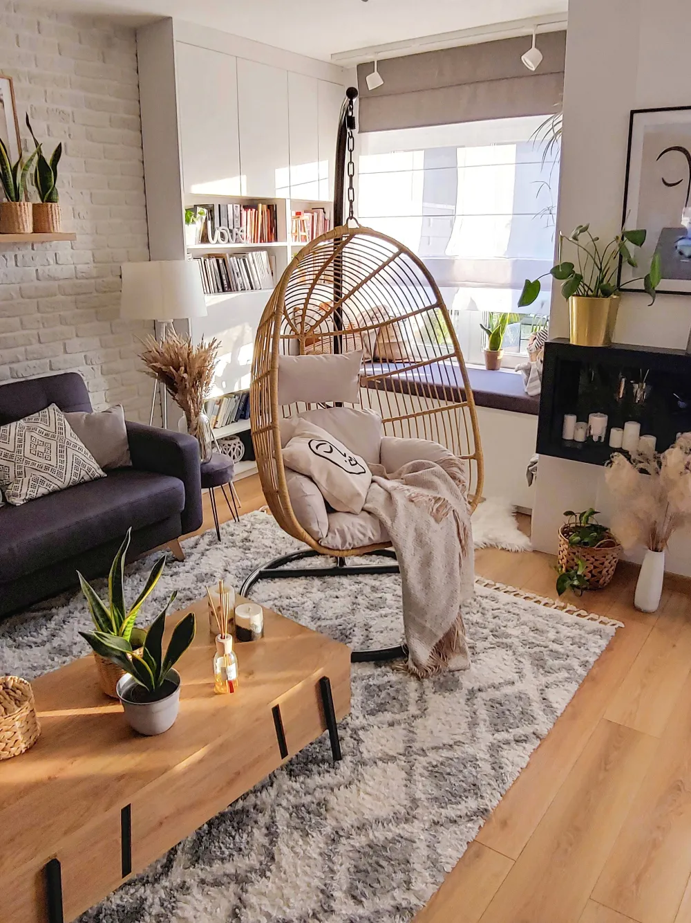 Flash Sale Beliani Riipputuoli Jalustalla Polyrottinki Luonnonvari Casoli