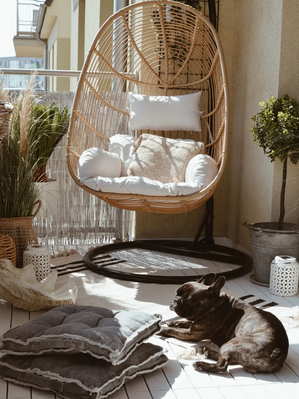 Flash Sale Beliani Riipputuoli Jalustalla Polyrottinki Luonnonvari Casoli