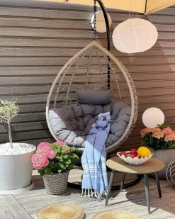 Outlet Beliani Riipputuoli Jalustalla Polyrottinki Harmaa Arsita