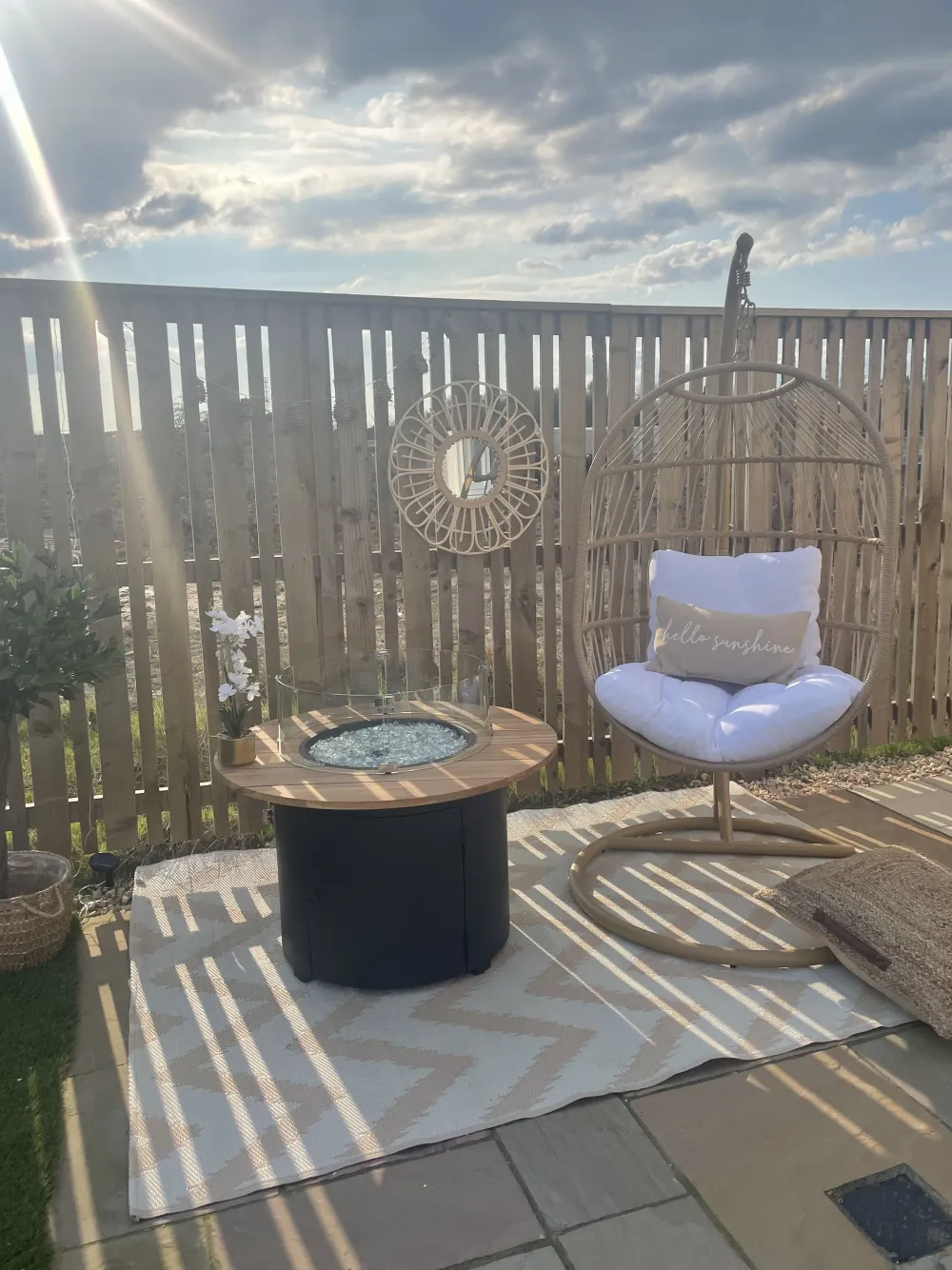 Nojatuolit<Beliani Riipputuoli Jalustalla Polyrottinki Luonnonvari Alba