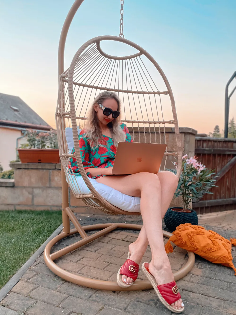 Nojatuolit<Beliani Riipputuoli Jalustalla Polyrottinki Luonnonvari Alba