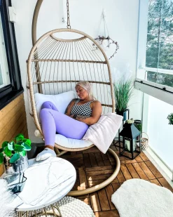 Nojatuolit<Beliani Riipputuoli Jalustalla Polyrottinki Luonnonvari Alba