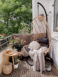 Nojatuolit<Beliani Riipputuoli Jalustalla Polyrottinki Luonnonvari Pineto