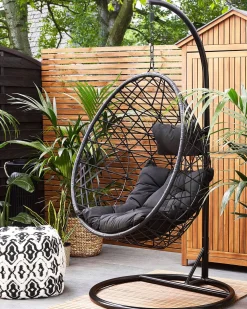 Nojatuolit<Beliani Riipputuoli Jalustalla Polyrottinki Musta Alatri