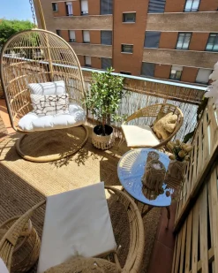 Discount Beliani Riipputuoli Jalustalla Polyrottinki Beige Allera