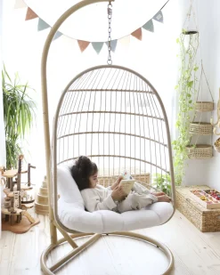 Discount Beliani Riipputuoli Jalustalla Polyrottinki Beige Allera